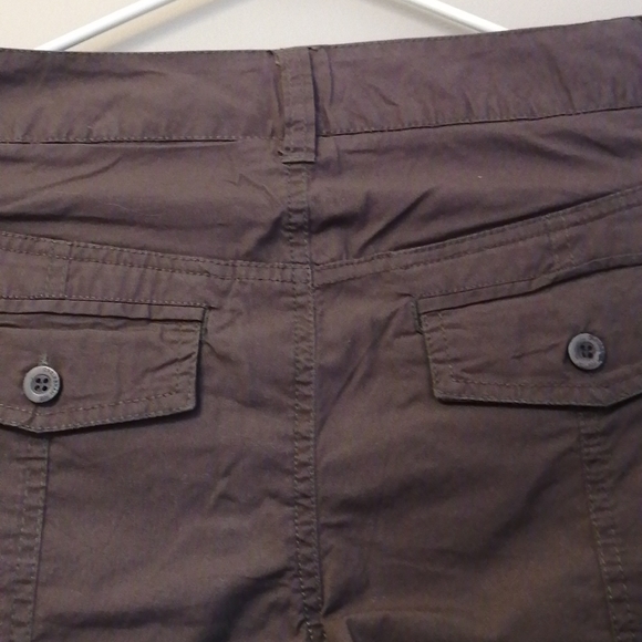 Caribbean Joe, Island Supply Company, ladies dark brown Capri, Size 6, petite - Picture 5 of 9